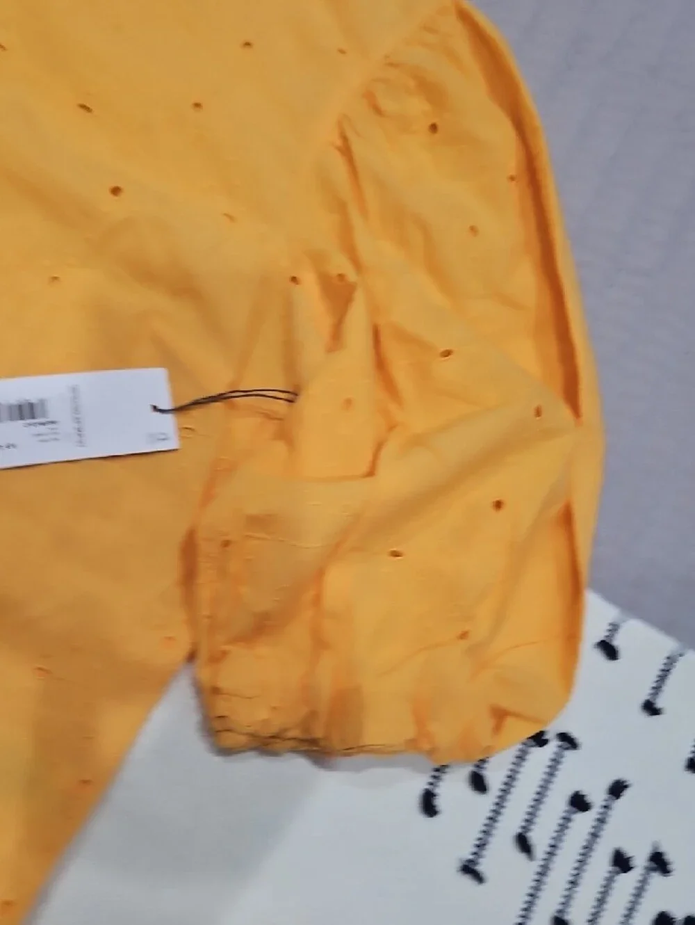 Liz Claiborne Yellow Eyelet Puff-Sleeve Blouse